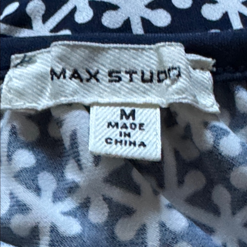 Max Studio Blue White Patterned Green Detailing M… - image 6